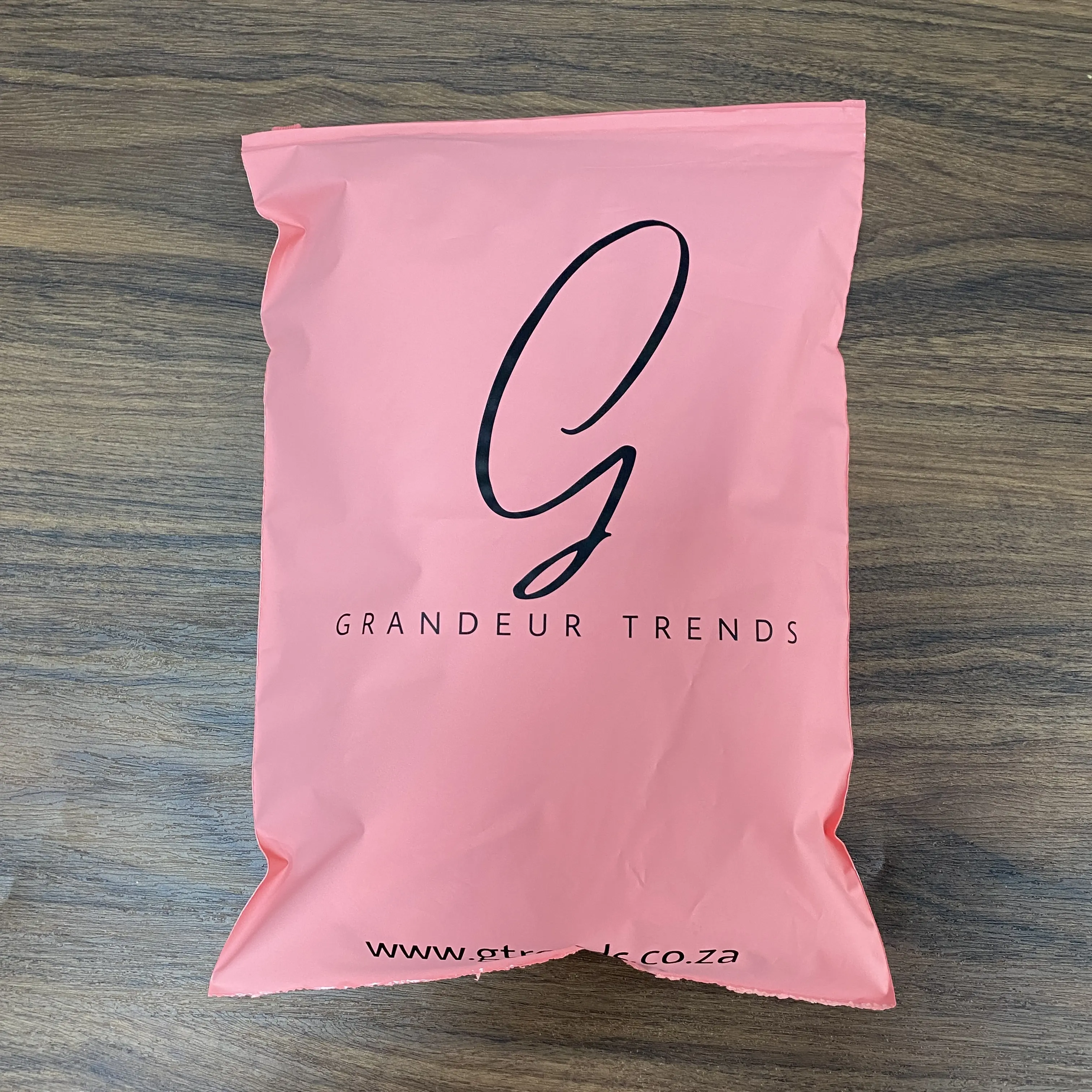 Custom logo Resealable Ziplock Bag Summer T-shirt Shorts Skirts Bikini Plastic Packaging Pouch Pink Zipper Bag for Clothing