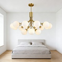 Lustre Sputnik minimaliste moderne en laiton avec abat-jour en verre givré pour salon et chambre à coucher