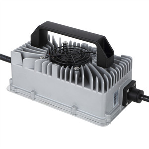 Cargador de batería Premium 24V 20A 22A 25A para apilador de transpaletas eléctricas - Product Image 4