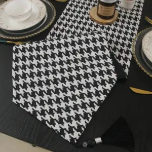 Yüksek kaliteli chanille masa koşucu ve Placemat seti püskül dekoratif masa mat