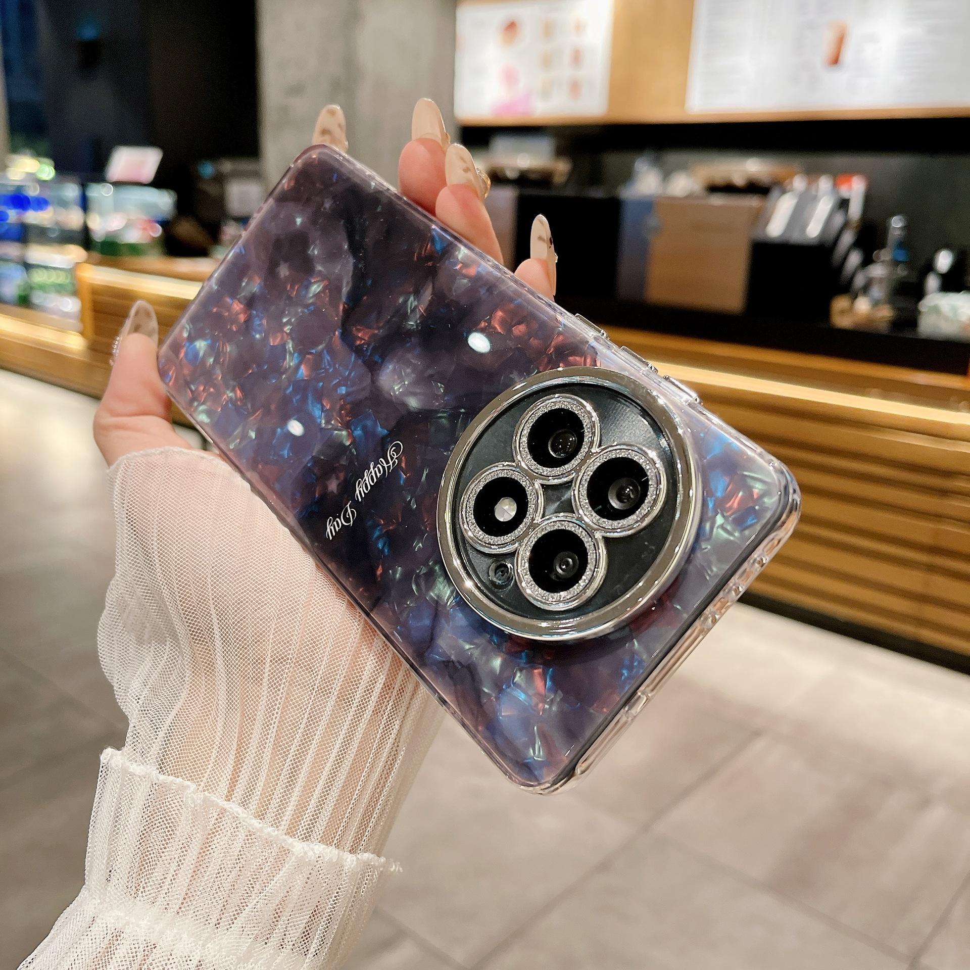 สีน้ำตาลเข้ม