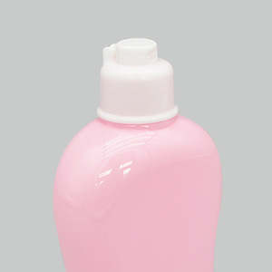 Plastic Cosmetic <b>Bottle</b> 200ml Press Pump <b>Squeeze</b> <b>Bottle</b> For Cosmetic Packaging Round Shape PP Material - Product Image 2