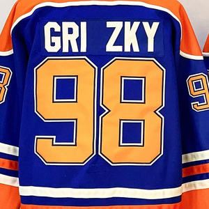 Maillot de Hockey sur Glace Vintage Haut de Gamme Personnalisé 2026 pour Hommes – Style Classique Toutes Équipes, Entièrement Brodé, en Polyester Anti-Humidité - Product Image 1