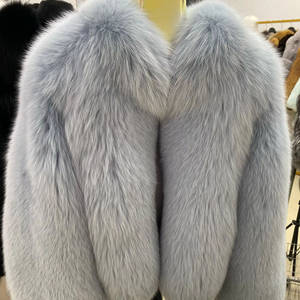 <span class=keywords><strong>Cappotto</strong></span> invernale in <span class=keywords><strong>pelliccia</strong></span> soffice da donna <span class=keywords><strong>con</strong></span> collo alto di lusso in <span class=keywords><strong>pelliccia</strong></span> di volpe spessa e calda cappotti in <span class=keywords><strong>pelliccia</strong></span> di volpe azzurra - Product Image 4