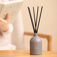 Diffuseur de parfum en rotin sans alcool, à base d'huiles essentielles, longue durée, élégant et tendance, pour usage domestique intérieur