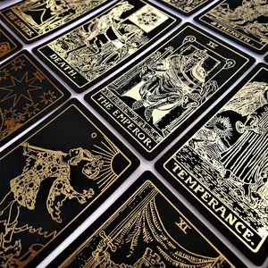 <span class=keywords><strong>Enchantement</strong></span> magique Divination Tarot Oracle Card <span class=keywords><strong>Deck</strong></span> personnalisé imprimé noir avant et arrière avec couvercle en papier bord or rose et boîte inférieure - Product Image 6