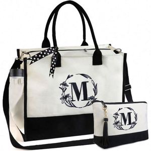 Bolsa de Playa de Lona Personalizada con Iniciales, Bolsa de Yute Monogramada para Mujer - Product Image 2