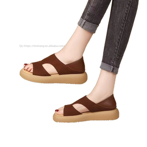 Women Summer New Soft Sole Two-Way Roman Sandals Thick Sole Large Casual Leopard Print Beach Sandals - Product Image 5