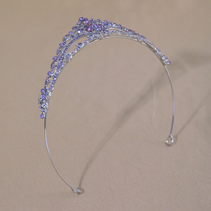 Diadème Couronne Princesse Lavande Violette en Strass Argenté pour Filles et Femmes – Idéal Mariage, Bal de Promo, Première <span class=keywords><strong>Communion</strong></span>, Concours de Beauté, Bandeau - Product Image 3