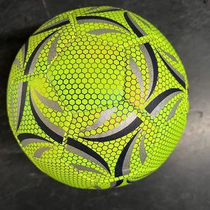 Ballon de football professionnel personnalisé de haute qualité, taille 5, en matériau PU, adapté aux matchs et à l'entraînement - Product Image 6