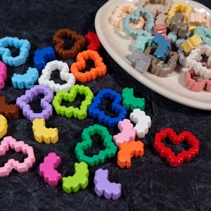 Cuentas Sueltas de Acrílico en Forma de Corazón, Multicolores, 30x26mm, para Manualidades, Accesorios de Joyería, Materiales Hechos a Mano - Product Image 2