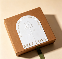 Boîte cadeau de luxe avec tiroir, rose en relief, ruban, fermeture magnétique, matériaux recyclés, boîte d'emballage en papier avec languette, bijoux