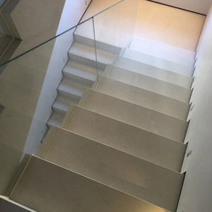 Elegante Rivestimento in Pietra Calcarea Beige Portoghese di Alta Qualità, <span class=keywords><strong>Botticino</strong></span> del Portogallo per Facciate di Ville, Rivestimento Esterno, Pareti del Bagno, Scale - Product Image 6