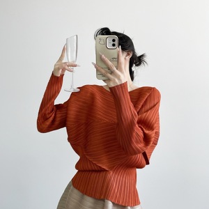 Camicetta Elegante da <span class=keywords><strong>Donna</strong></span> a Tinta Unita con Pieghe, Collezione Primavera 2026, Top a Strati con Collo Tondo e Maniche Lunghe, Slim Fit - Product Image 2