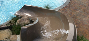 Toboggan aquatique de <span class=keywords><strong>18</strong></span> pieds en acier et fibre de verre pour usage résidentiel intérieur/extérieur - Toboggan en forme de cône pour parc aquatique - Product Image 4