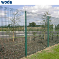 La barrière 3d enduite de poudre Offre Spéciale panne la barrière extérieure de treillis soudé utilisée pour le jardin