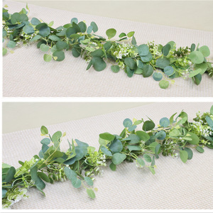 Rattan Artificiale in Plastica di Eucalipto Lungo 18 Metri con Foglie Verdi - Decorazione da Giardino e Pianta Verde - Bestseller Transfrontaliero - Product Image 4
