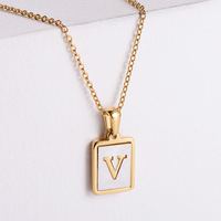 Fabrication de bijoux personnalisée pendentif à breloque en acier inoxydable or 18 carats chaîne initiale de l'alphabet collier de 26 A-Z de lettres