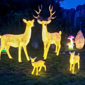 Lumière de Noël en forme de cerf, étanche pour l'extérieur, pour installations commerciales de longue durée pendant les fêtes - Product Image 1