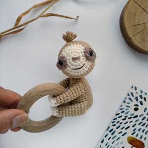 <span class=keywords><strong>Mordedor</strong></span> de madera para bebé, <span class=keywords><strong>mordedor</strong></span> con patrón de ganchillo de macramé, juguetes de sonajero de madera para bebé, venta al por mayor - Product Image 3