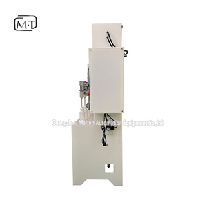 Machine <span class=keywords><strong>de</strong></span> remplissage par gravité semi-automatique à 2 têtes 4 têtes pour nettoyeur <span class=keywords><strong>de</strong></span> toilettes - Product Image 4