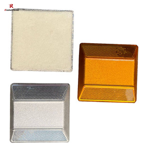 Высококачественные 100*100 мм пластиковые светоотражающие дорожные шпильки прочный приподнятый маркер для дорожного покрытия 20 тонн предупреждающий продукт - Product Image 5