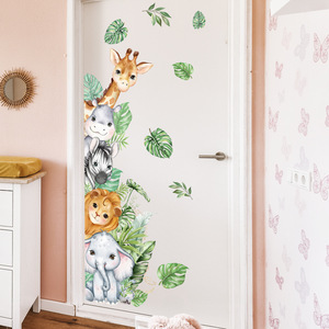 Autocollants décoratifs muraux et <span class=keywords><strong>de</strong></span> <span class=keywords><strong>porte</strong></span> à thème animaux <span class=keywords><strong>de</strong></span> la jungle <span class=keywords><strong>de</strong></span> dessin animé (Girafe, Lion, Éléphant) <span class=keywords><strong>pour</strong></span> la décoration <span class=keywords><strong>de</strong></span> fond <span class=keywords><strong>de</strong></span> maison - Product Image 4