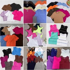 Top Corto da <span class=keywords><strong>Donna</strong></span> a Maniche Corte con Scollo a V, Tinta Unita, Senza Cuciture, in Maglia a <span class=keywords><strong>Costine</strong></span> Elasticizzata, Stile Streetwear Casual - Product Image 6