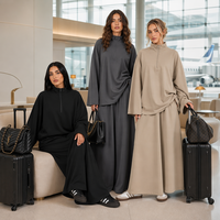 Nouvelle Collection : Ensemble Deux Pièces Grande Taille – Haut Oversize à Col Montant et Demi-Zip avec Jupe Longue Évasée | Tenue Abaya musulmane décontractée