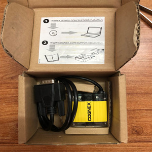 Lector de Códigos de Barras Fijo Cognex DM100S, Sensor CMOS de 100x50x30 mm, Escáner de Color Amarillo Fluorescente - Product Image 1