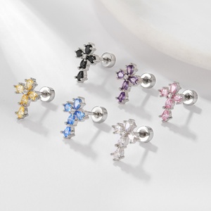 ZUOLA Boucles d'oreilles croix colorées en zircon cubique pour cartilage, hypoallergéniques en acier titane, clous de <span class=keywords><strong>piercing</strong></span> hélix pour usage quotidien - Product Image 1
