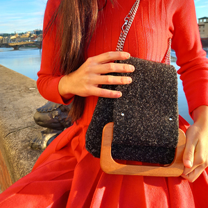 Borsa a Tracolla Mini Personalizzata Artigianale da Donna con Passante per Cintura, Design Unico, Etichetta Privata - Stile Rock Classico Sostenibile Italiano - Product Image 1