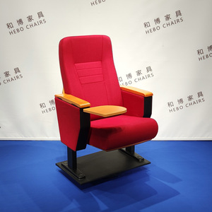Silla de Auditorio Manwa Expo, Madera de Haya Roja HB661, con Reposabrazos y Tablero de Escritura, para Salón de Conferencias, Cine, Teatro - Product Image 1