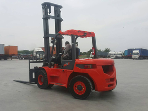 Montacargas Todoterreno de Marca Líder en China, Montacargas Diésel LG70DT de 7.5 Toneladas con Rendimiento Confiable en Venta - Product Image 5