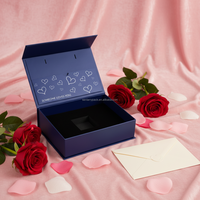 Boîte à bijoux de luxe Blue Valentine avec rabat magnétique, enveloppe personnalisée en papier artistique, insert en mousse scintillante pour ranger les bagues et les colliers