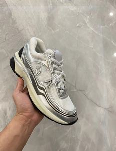 Nouvelles chaussures de créateur décontractées de luxe - chaussures de marque originales et tendance - chaussures de sport de haute qualité pour hommes et femmes - Product Image 4