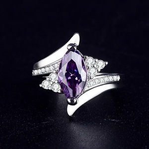 Bague en cristal pavé géométrique de la ligne Marquise pour femmes, accessoires de mode modernes pour un usage quotidien - Product Image 2
