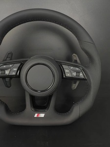 พวงมาลัยสปอร์ตหนังแบบมีรูสำหรับ A4รถ Audi A3 A5 A7 Q3 Q5 Q7 rs tt พร้อมตัวเปลี่ยนเกียร์แบบพาย - Product Image 6