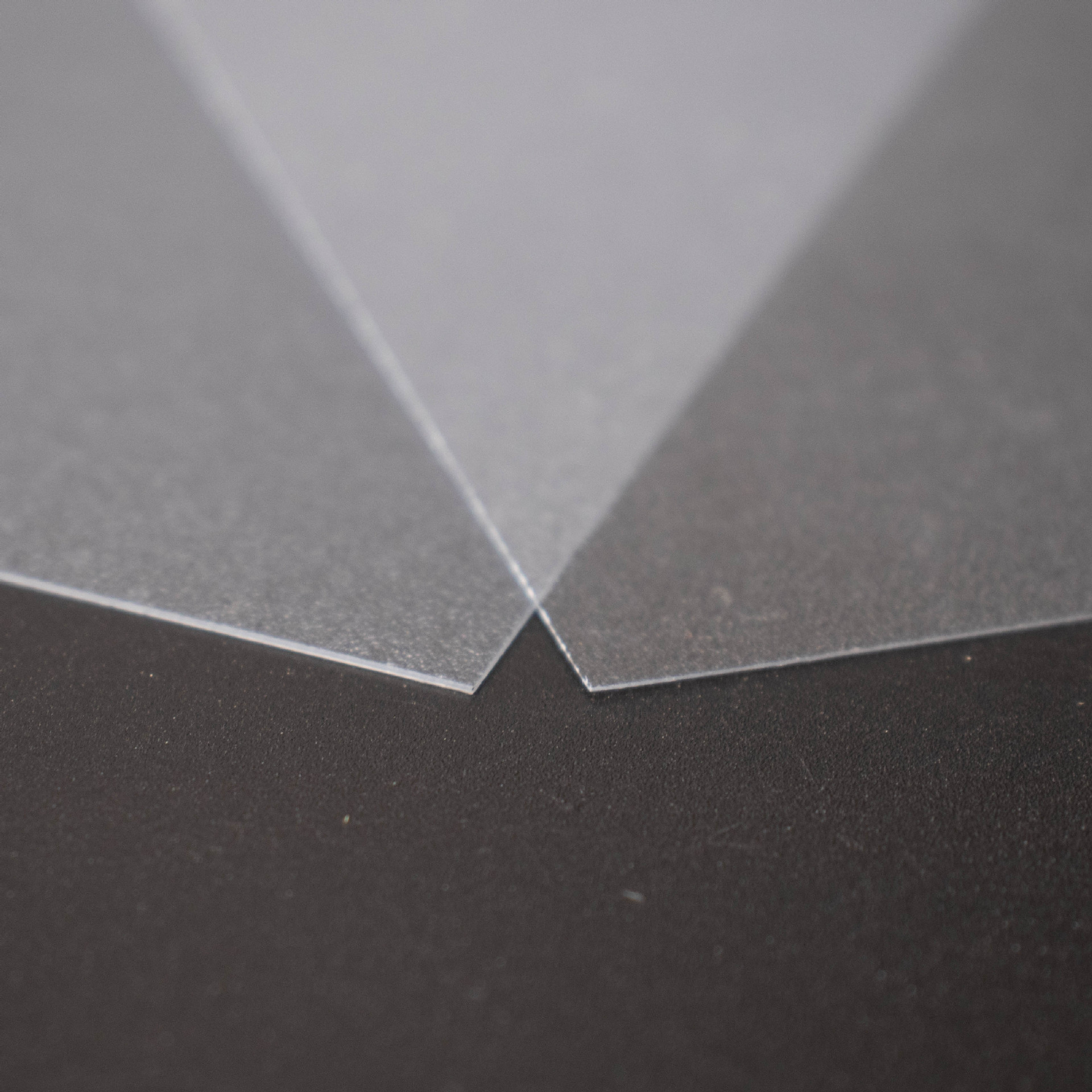 Высокопрочный экономичный прозрачный пластиковый поликарбонатный прозрачный лист