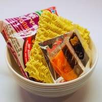 Nouilles instantanées Mi Goreng saveur Rendang épicé Halal, frites à sec à base de farine de blé, Indofood, paquet de 5, emballage en vrac