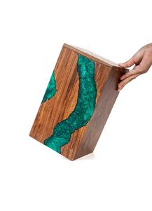 Compre una urna de cremación de calidad premium con superficie pulida de madera y epoxi, urna de cremación de estilo moderno en venta. - Product Image 2