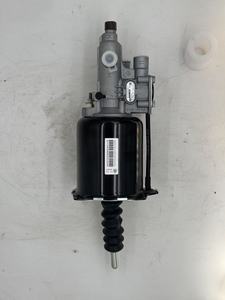 Cilindro Frizione Ausiliario GKC110 per Caricatore WheeI Ioader WG9725230042, Ricambi per Camion SINOTRUK HOWO T7H IT - Product Image 4