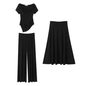 Conjunto de Tres Piezas para Mujer Talla Grande, Top de Punto Negro, Pantalones Anchos, Falda Midi con Dobladillo Irregular, Color Sólido con Etiqueta - Product Image 1