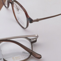 Nuevo Marco de Gafas de Sol Poligonales Color Ámbar para Contorno Facial - Marco Desnudo 7101
