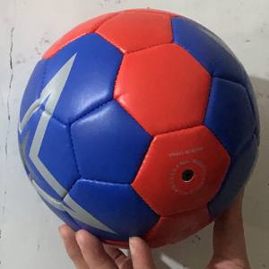 Ballons de handball en cuir cousus main de qualité supérieure, taille 1, 2, 3, en matériau PU, avec logo personnalisé, modèle 2026, les plus vendus pour les matchs - Product Image 2