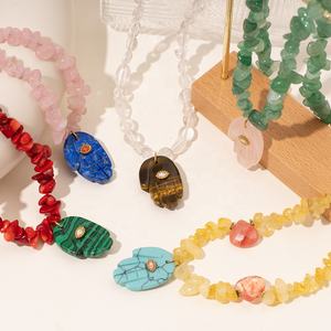 Collar de Cuarzo Rosa en Grava, Piedras Naturales, Cuentas de Gemas, Gargantilla con Colgante de Mano para Mujer - Product Image 5