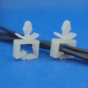 नायलॉन प्लास्टिक वर्ग सिर बारी ताला वायर काठी प्लास्टिक केबल क्लिप - Product Image 5