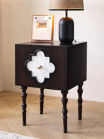 Table de chevet carrée en bois massif – Table d'appoint vintage avec incrustation florale en nacre et pieds tournés