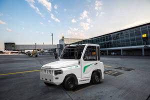 Hangcha elektrik çekme traktörü 20 25 32 Ton havaalanı bagaj hidrolik çekme traktör kamyon - Product Image 6