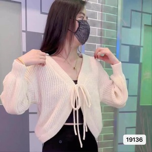 Cárdigan de punto para mujer, talla única, color liso, suelto, con lazo frontal, estilo irregular, estilo fresco y dulce - Product Image 1